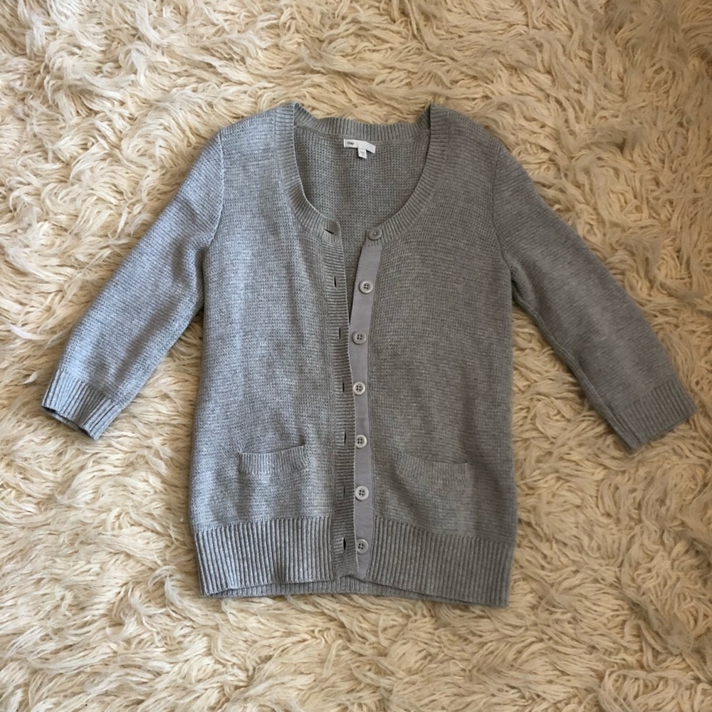 Gap cardigan